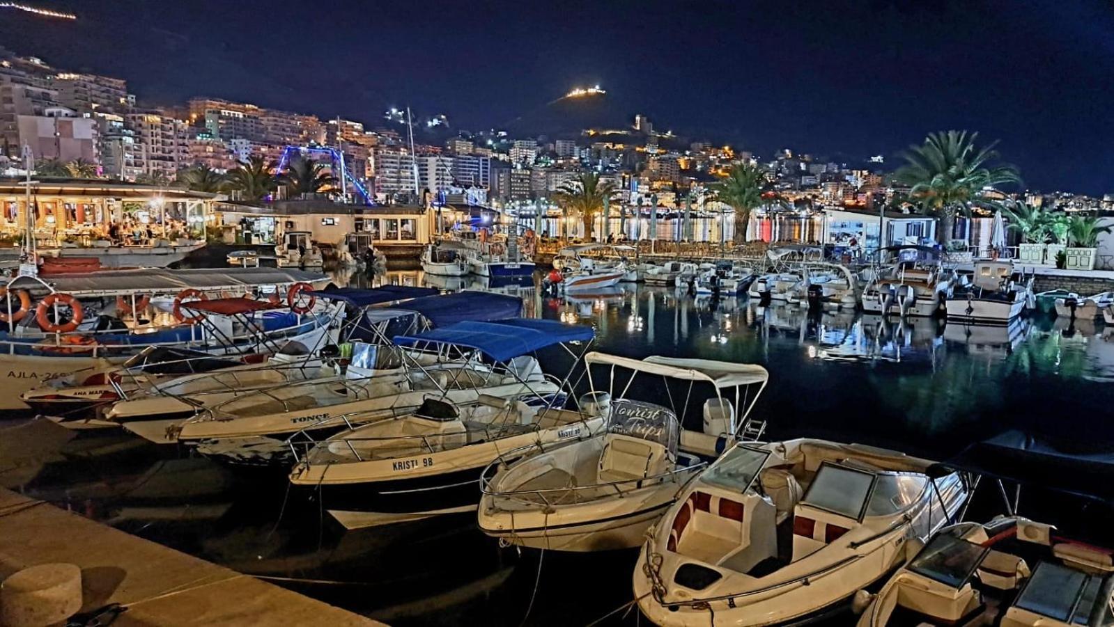 Apartment Alma Sarandë エクステリア 写真