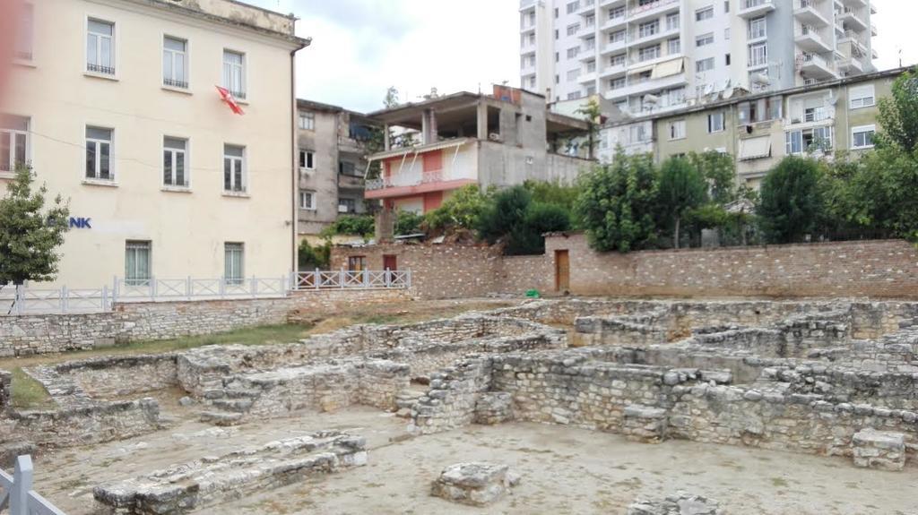 Apartment Alma Sarandë エクステリア 写真