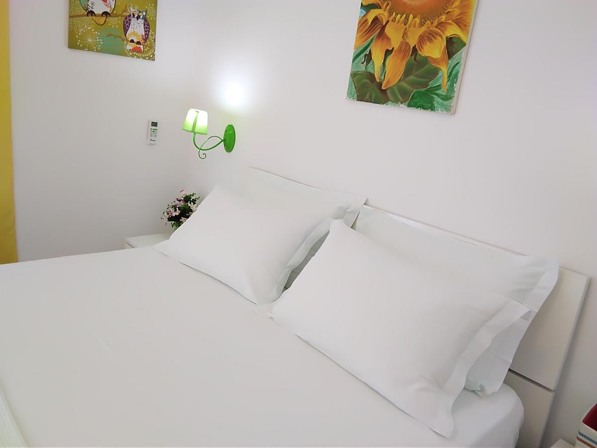 Apartment Alma Sarandë エクステリア 写真