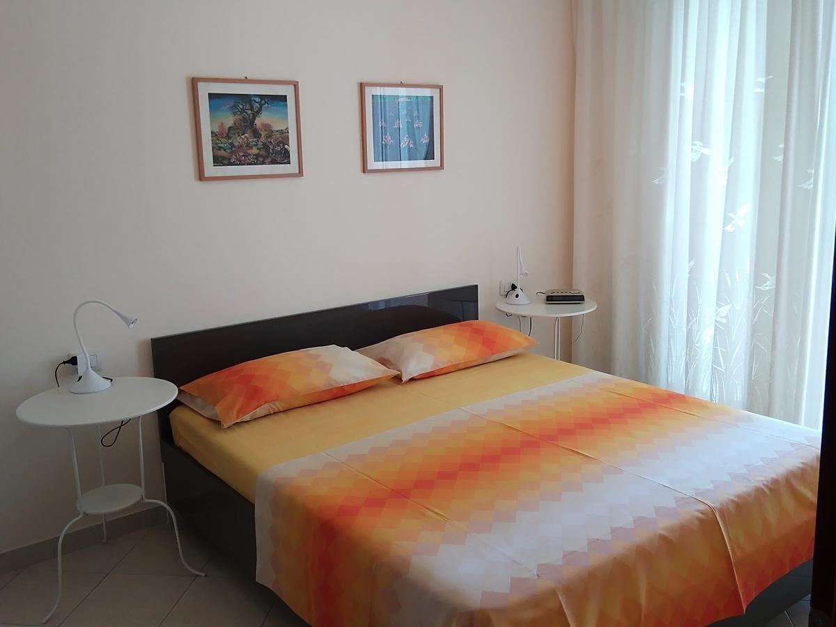 Apartment Alma Sarandë エクステリア 写真